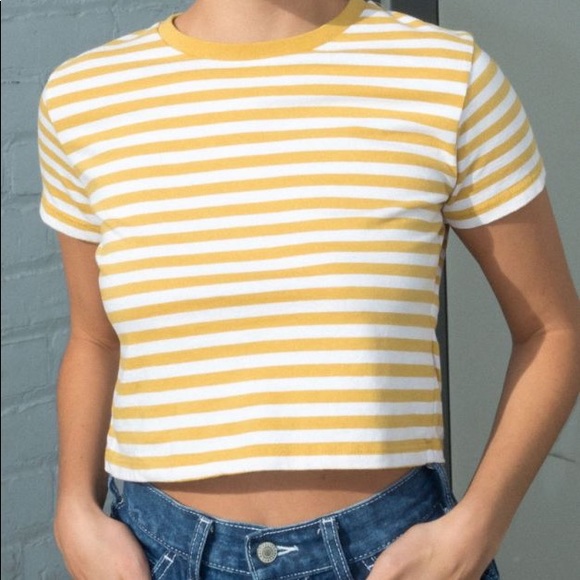 brandy melville tee - Picture 1 of 2
